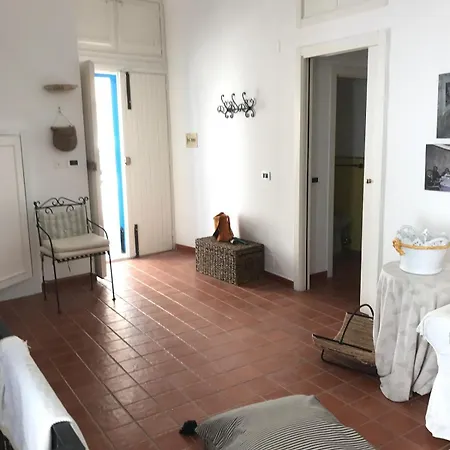 Feriehus Delizioso Appartamento In Centro Mattinata