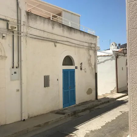 Feriehus Delizioso Appartamento In Centro Mattinata